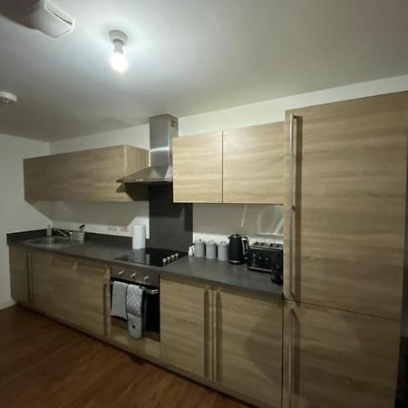 3 Bed Central Apartment *Free Parking On Site* Manchester Buitenkant foto